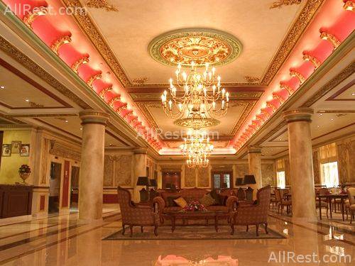 Royal Ascot Hotel 3